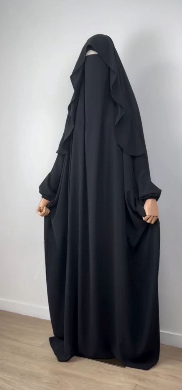 Un Jilbab Raffine Au style Unique.