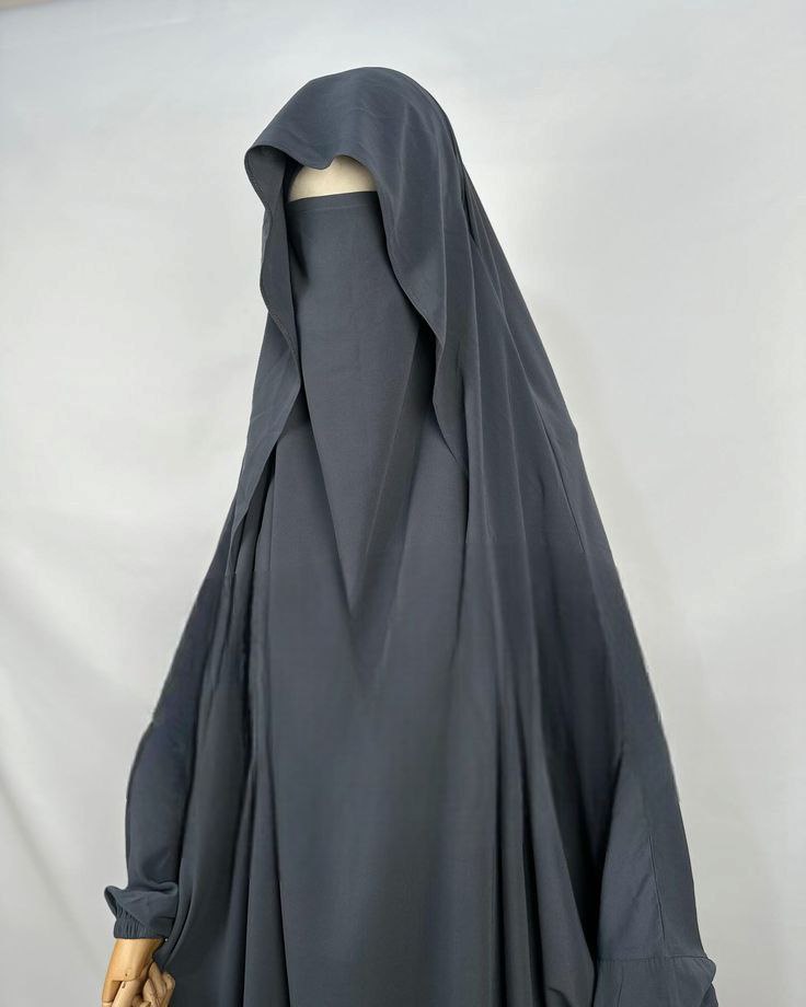 Un Jilbab Raffine Au style Unique.