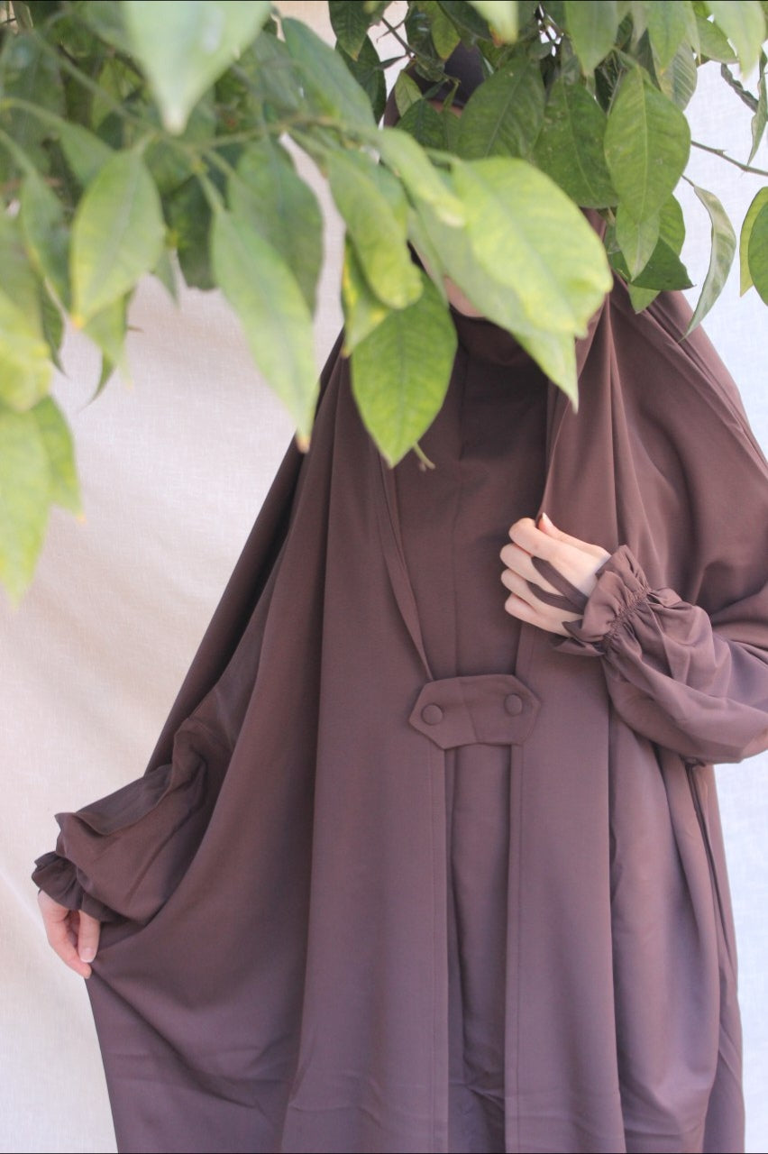 Un Sublime Hijabe Ellegant Et Chic.