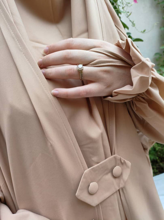 Un Sublime Hijabe Ellegant Et Chic.