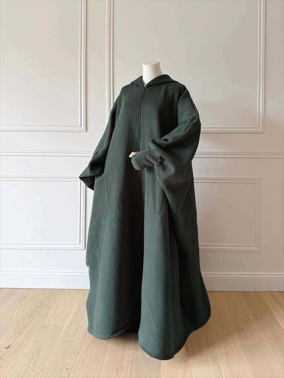 Manteau Long Fluide Pour Femme Jelbabiste.